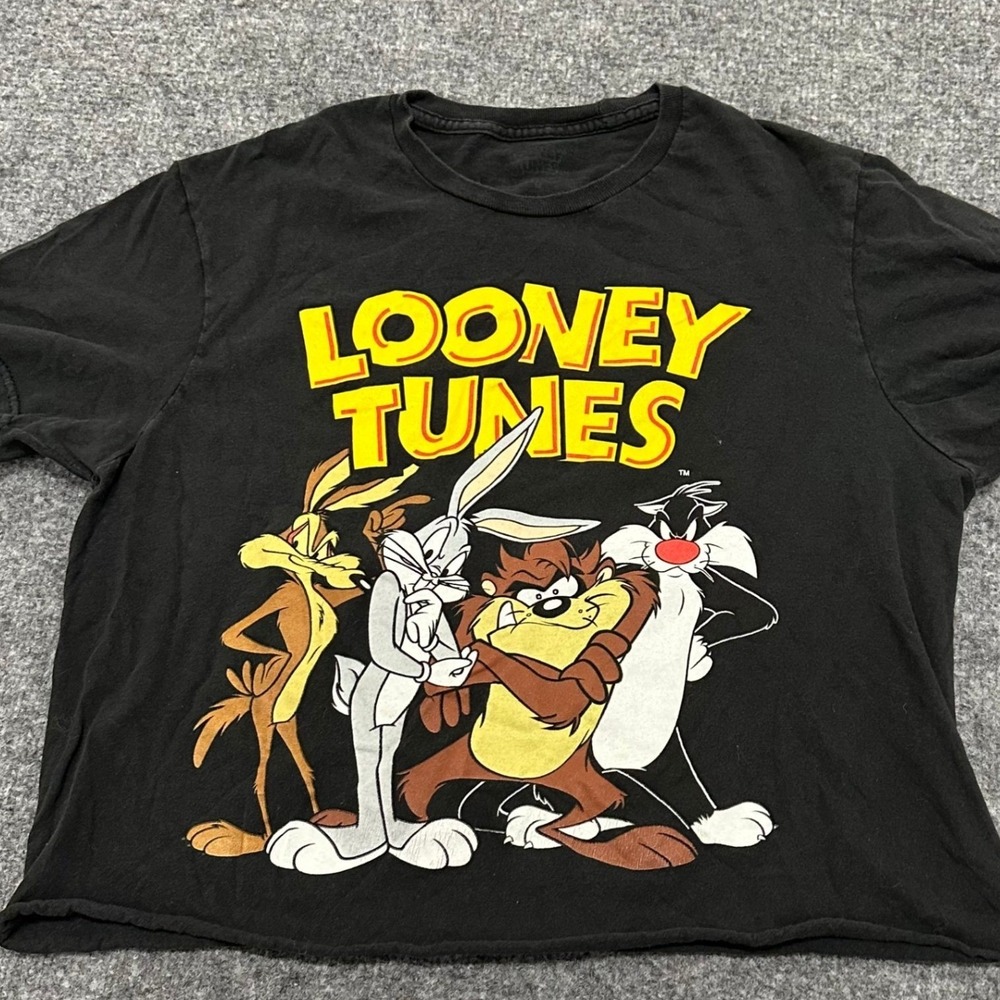 Looney Tunes T-Shirt Womens Size XL Black Cropped Raw Hem Graphic Short Sleeve